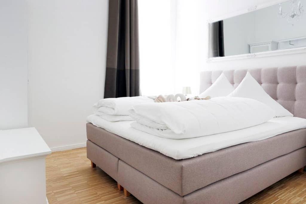 Sc 06 By Rockchair Apartments L Superhost Status L 4 Bedrooms Boxspringbeds 2 Bathrooms Balcony Elevator - Cozy Family & Business Flair Welcomes You! Berlin Exterior foto