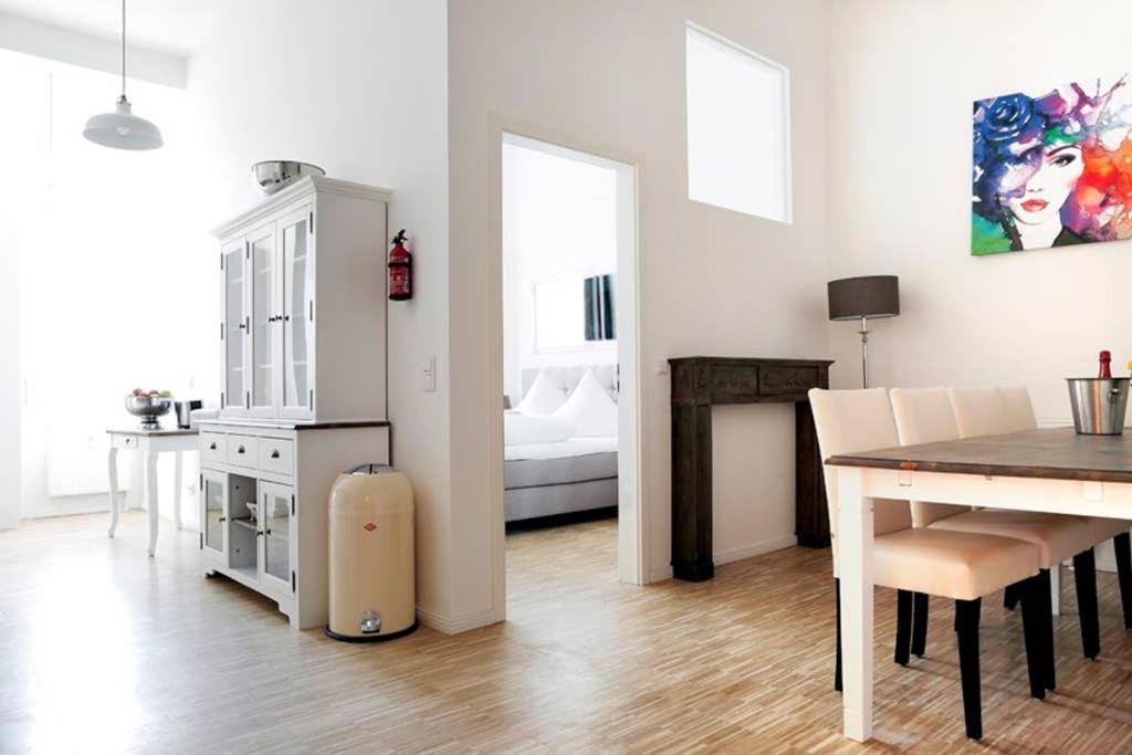 Sc 06 By Rockchair Apartments L Superhost Status L 4 Bedrooms Boxspringbeds 2 Bathrooms Balcony Elevator - Cozy Family & Business Flair Welcomes You! Berlin Exterior foto