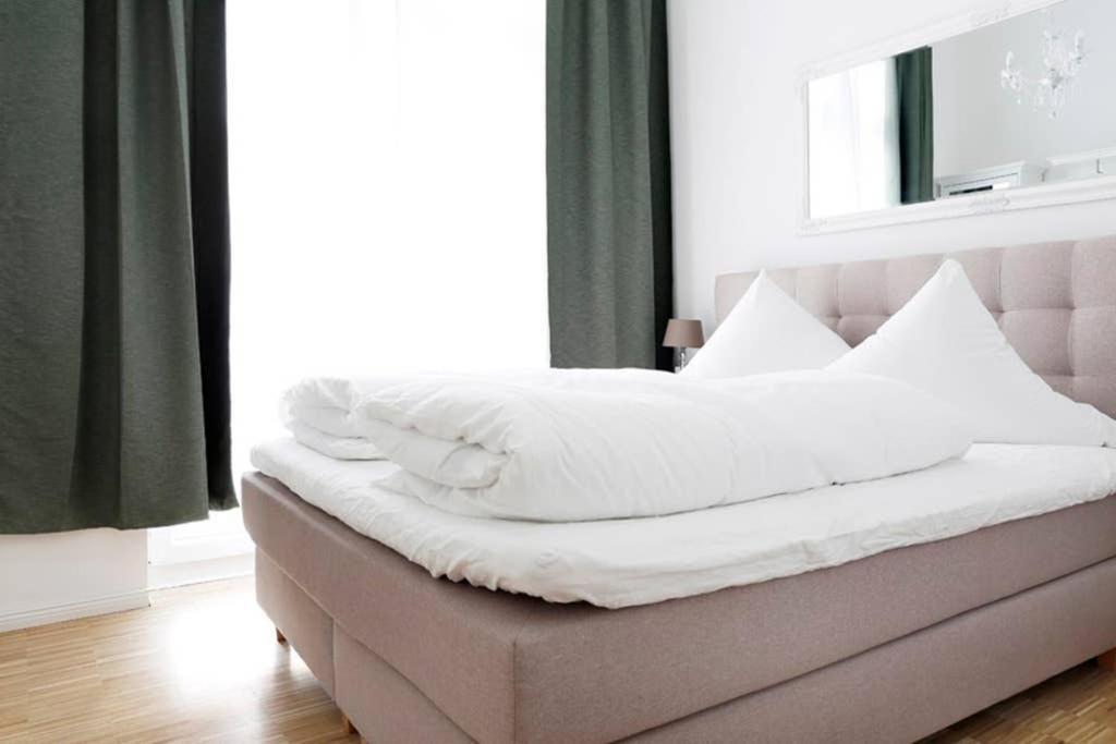 Sc 06 By Rockchair Apartments L Superhost Status L 4 Bedrooms Boxspringbeds 2 Bathrooms Balcony Elevator - Cozy Family & Business Flair Welcomes You! Berlin Exterior foto