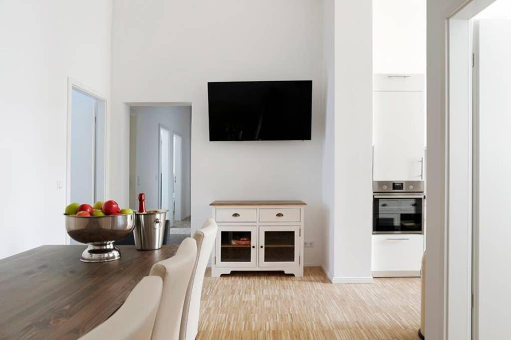 Sc 06 By Rockchair Apartments L Superhost Status L 4 Bedrooms Boxspringbeds 2 Bathrooms Balcony Elevator - Cozy Family & Business Flair Welcomes You! Berlin Exterior foto