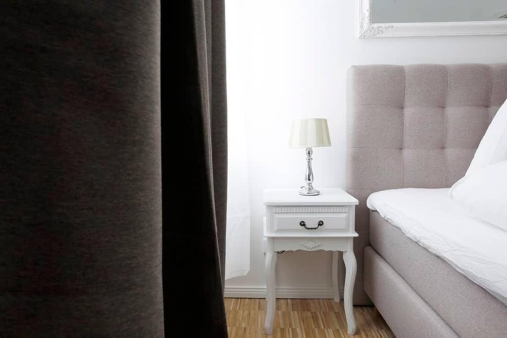 Sc 06 By Rockchair Apartments L Superhost Status L 4 Bedrooms Boxspringbeds 2 Bathrooms Balcony Elevator - Cozy Family & Business Flair Welcomes You! Berlin Exterior foto